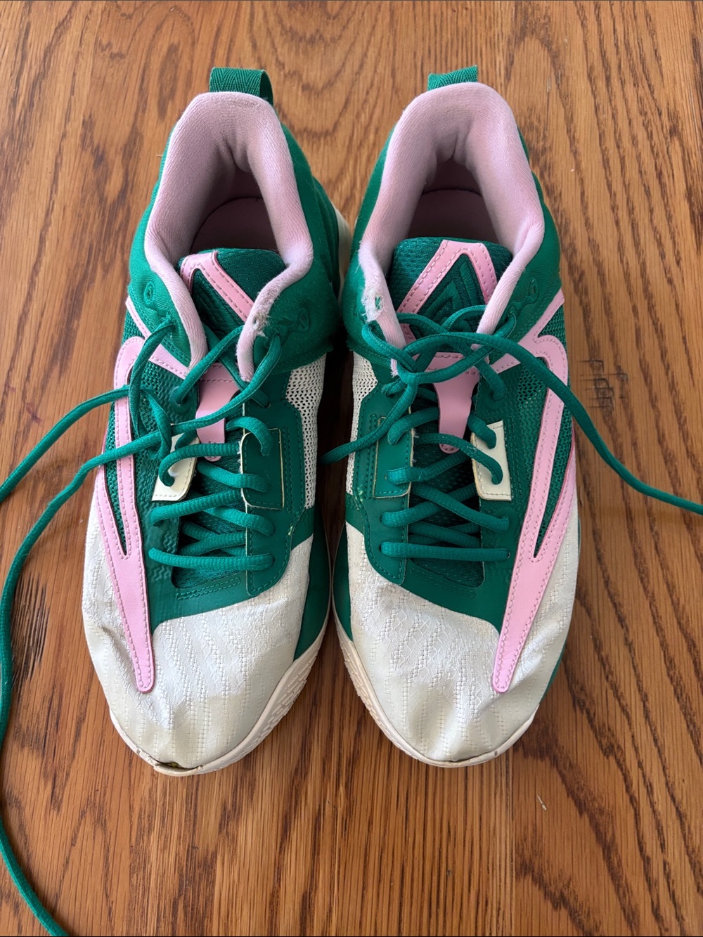 Nike Green & Pink Basketball Sneakers